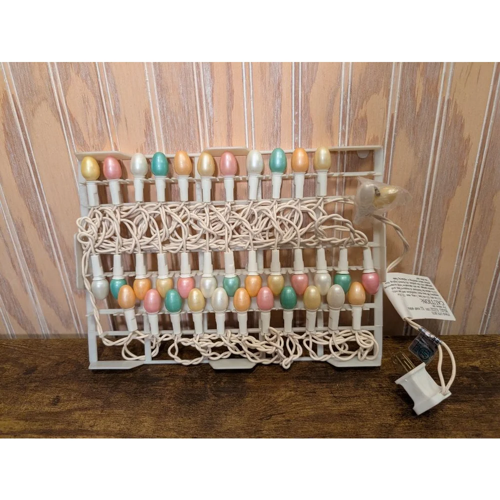 NWT Vintage Easter String Lights White Multicolor
